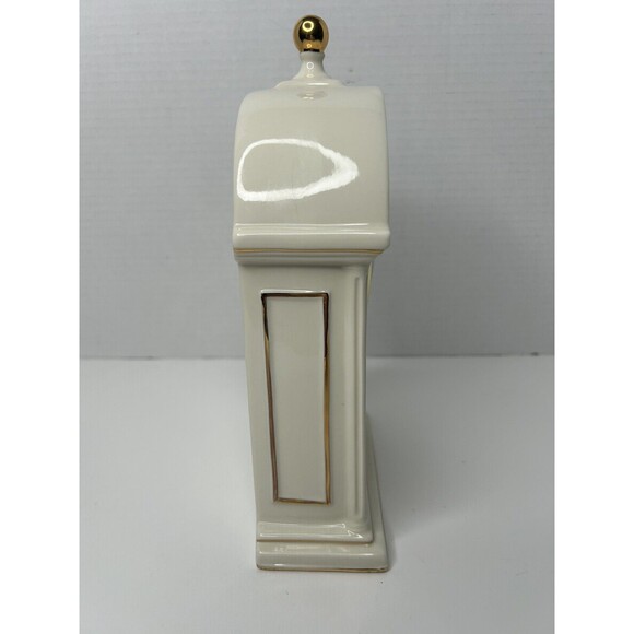 Thomas Kinkade Collection Sweetheart Cottage Mantel Clock (2004) - Picture 4 of 8